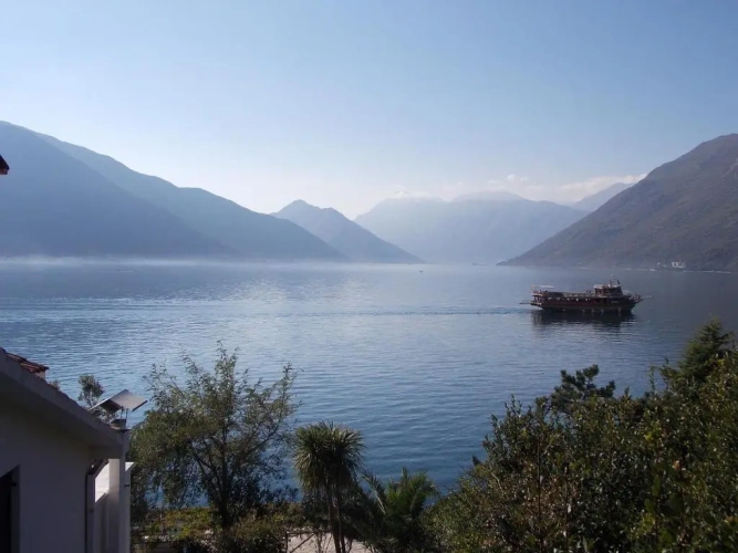1 Bedroom Apartment with balcony and with partial sea view