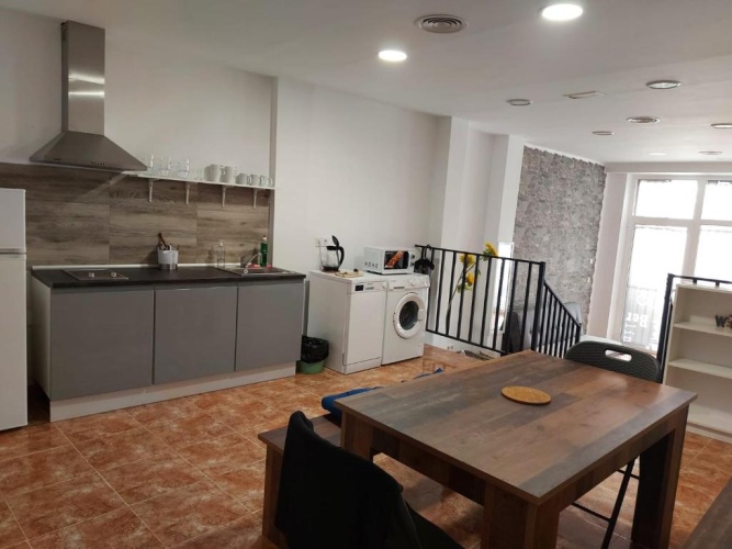 3 Bedrooms Apartment