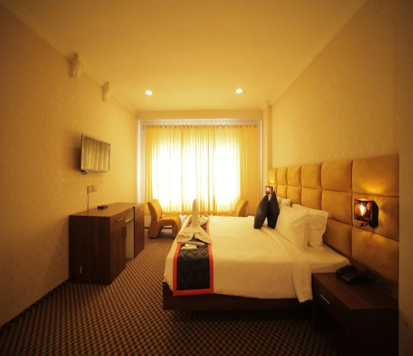 Adhava Park Inn