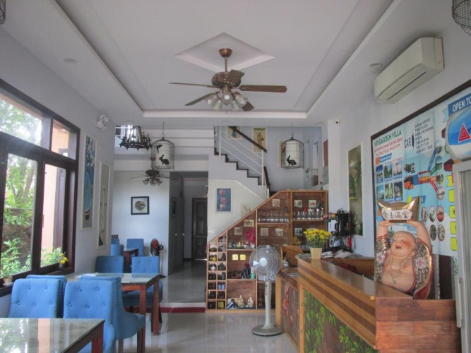 5 Bedrooms Double Villa