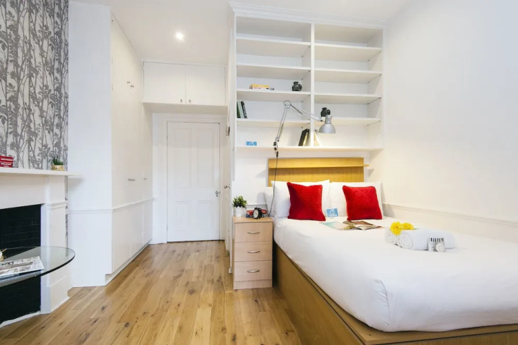 The Collingham Place Residence - AMI