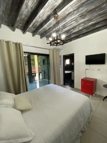 Deluxe Double Suite with garden view