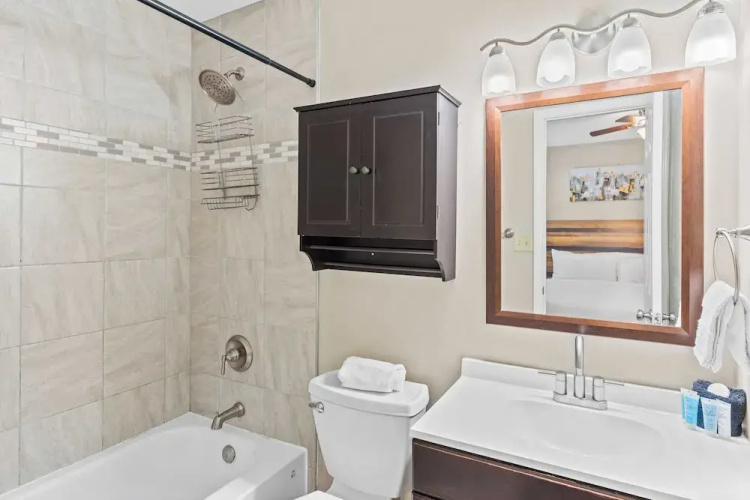 PCB Group-friendly Duplex w/ Pool, Backyard Lounge & 2 Kitchens