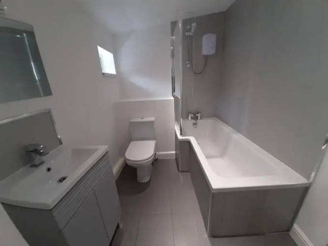 Bright & Comfy 3-Bedroom Flat in Kexgill