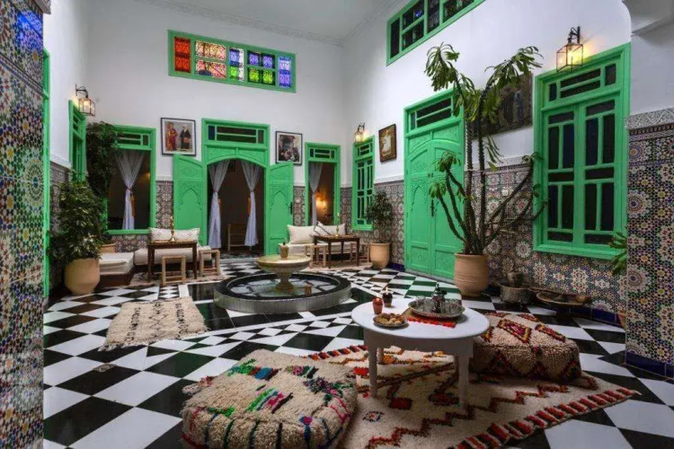 Riad Rose Meryam
