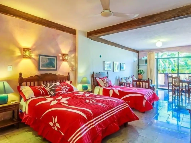 Suite with balcony
