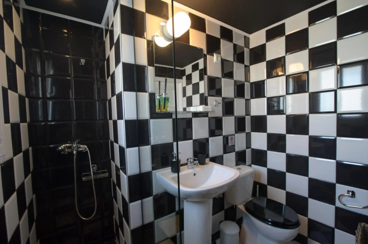 Smart renovated studio downtown Athens