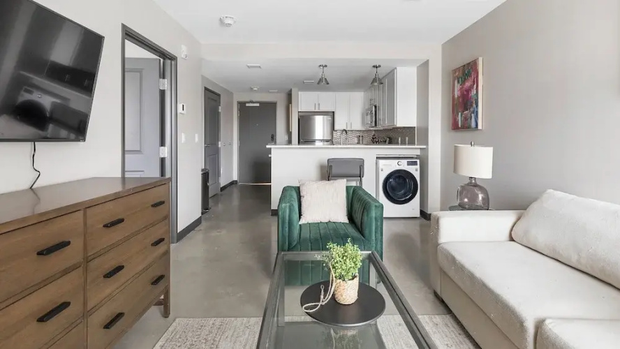 Landing Apartments at Five Points South