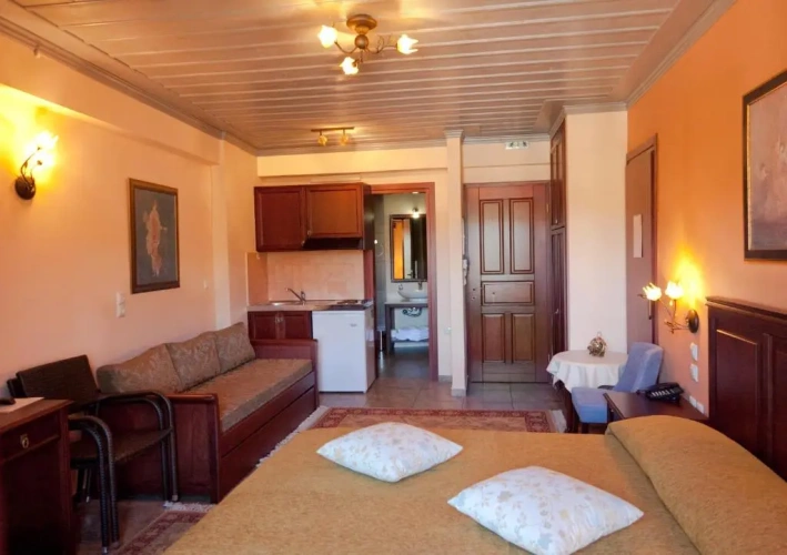 Standard Double room with view