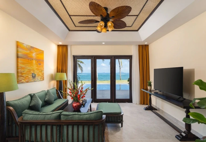 3 Bedrooms Villa