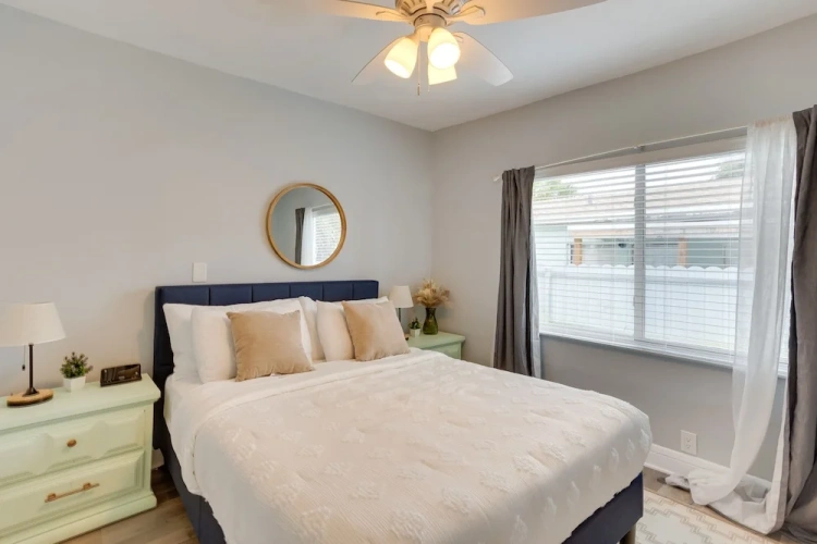 4 Bedrooms Cottage