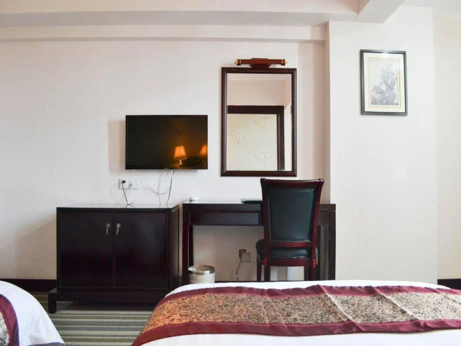 Fangyang Hotel