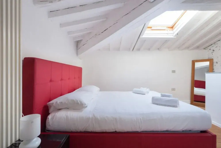Short-let Florence Luxury Loft