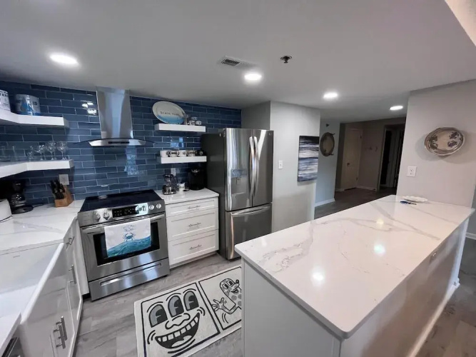Wilmington Avenue 50 #106