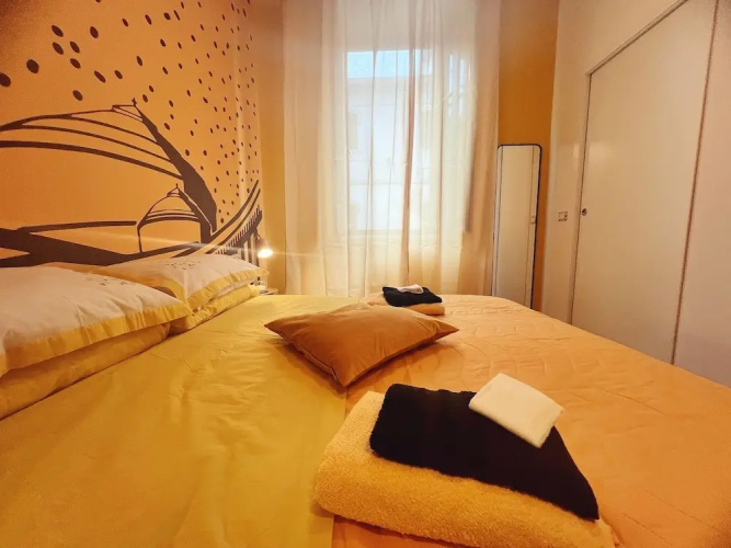 LH 51 Neapolitan Rooms