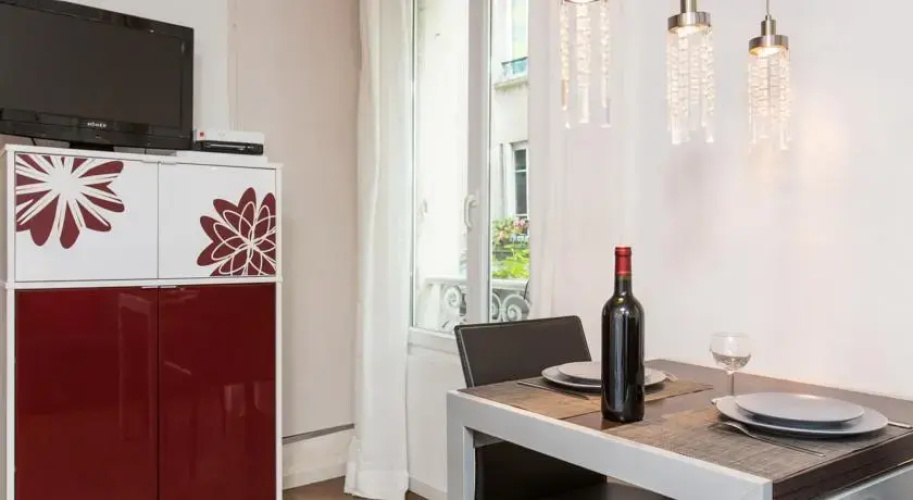 Charming Montmartre Studio