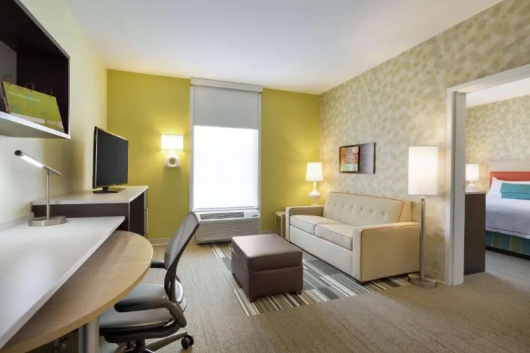 2 Bedrooms Double Suite