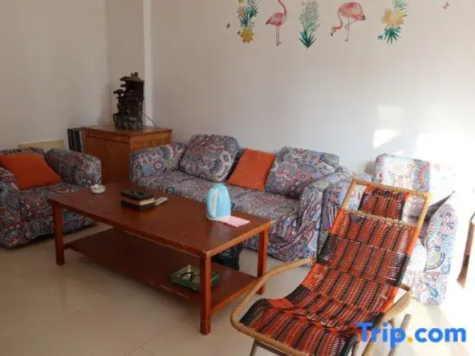 Yishan Banghai Hostel