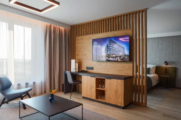 Q Hotel Plus Wroclaw Bielany