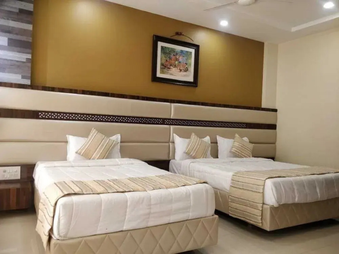 Hotel White House