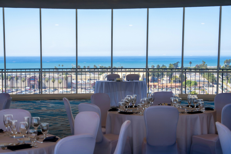 Crowne Plaza Ventura Beach photo 9