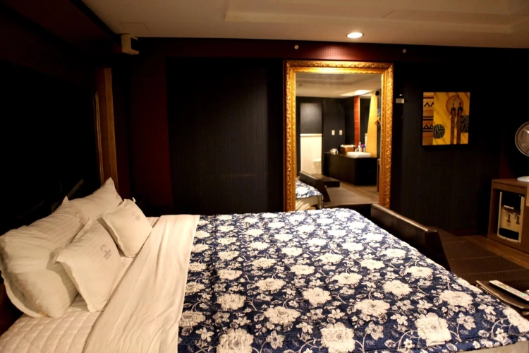 Premium room
