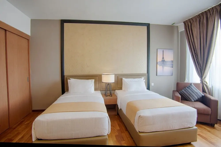 Deluxe Twin room