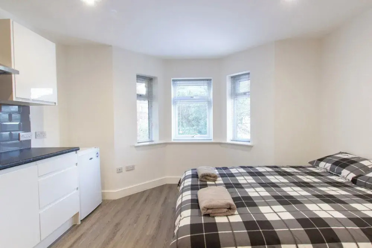 Bridge Road - Room 2b