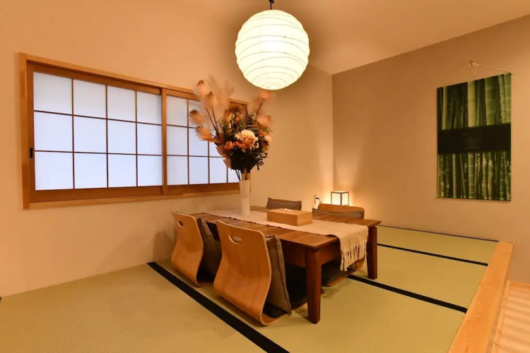 FL House Naniwachō