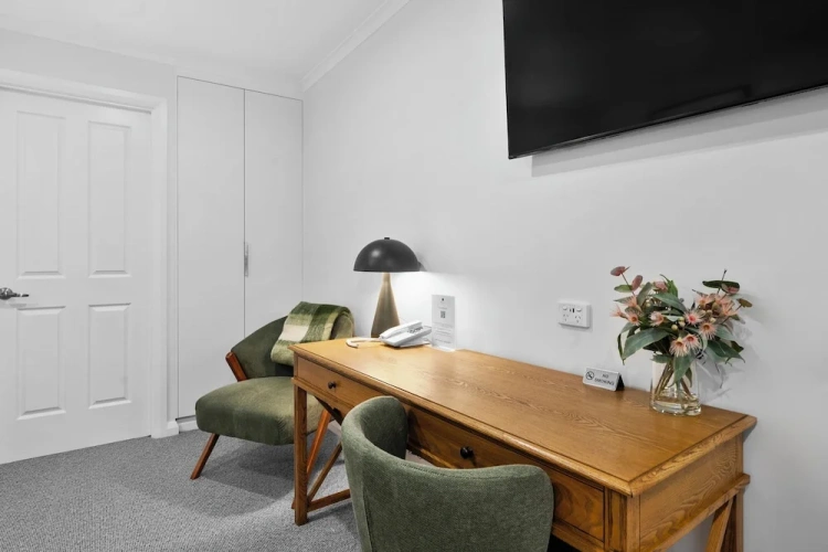 Premier Twin room
