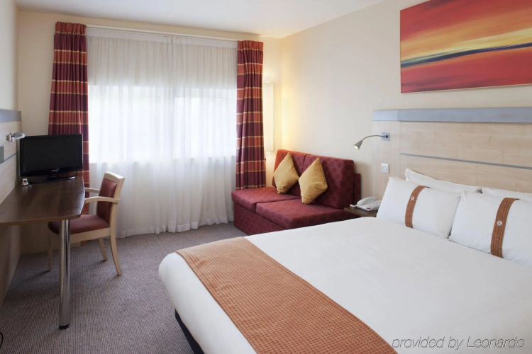 Holiday Inn Express Folkestone - Channel Tunnel photo 6