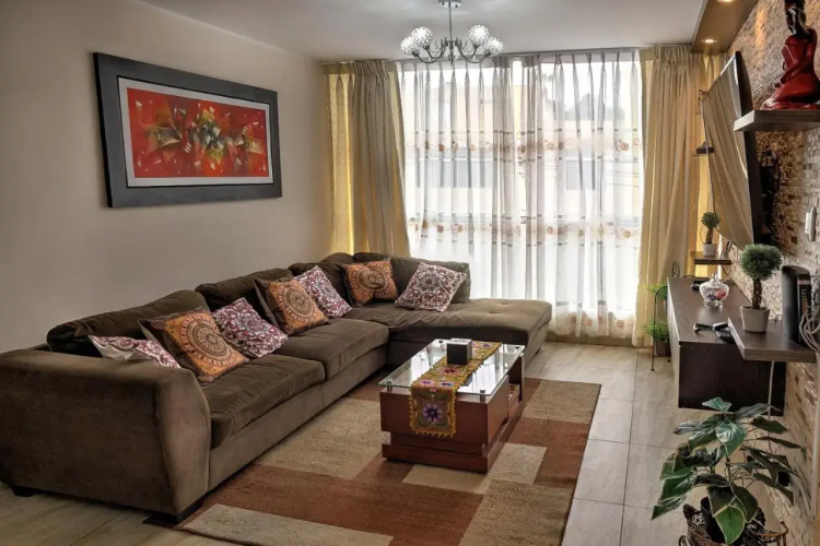 Dpto entero, 2do piso, ascensor, jacuzzi y cochera