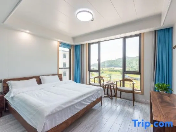Standard Double room with view