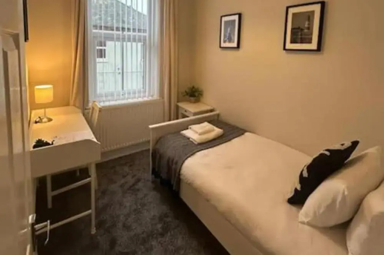 Apartment - Sleeps 3 - Pet Friendly - Parking