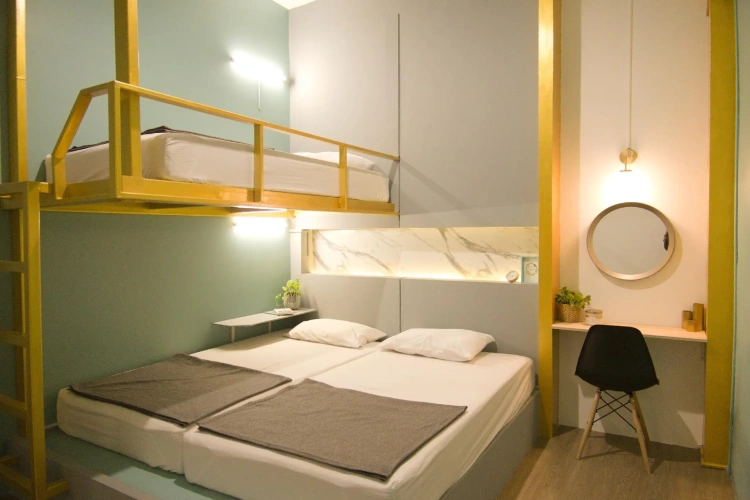 Standard Triple room