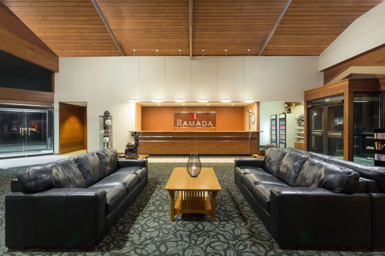 Cairn Hotel