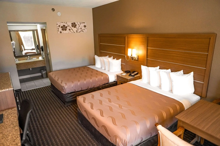 Standard Quadruple room