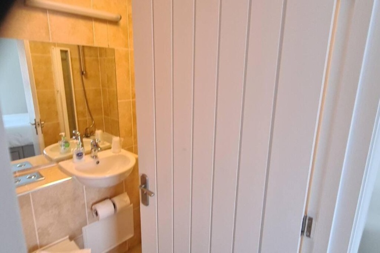 2 Bedrooms Double Apartment