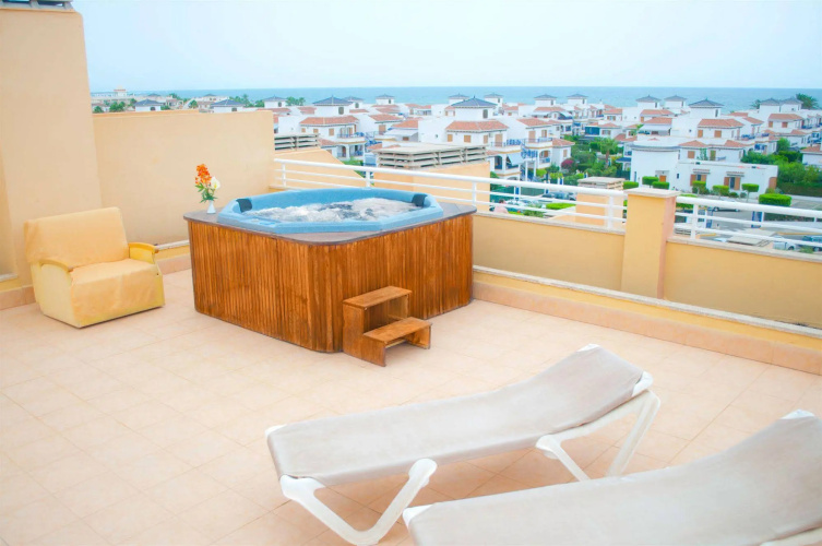 Aparthotel Advise Reina photo 16