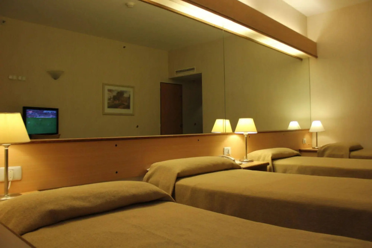 Aeroparque Inn and Suites