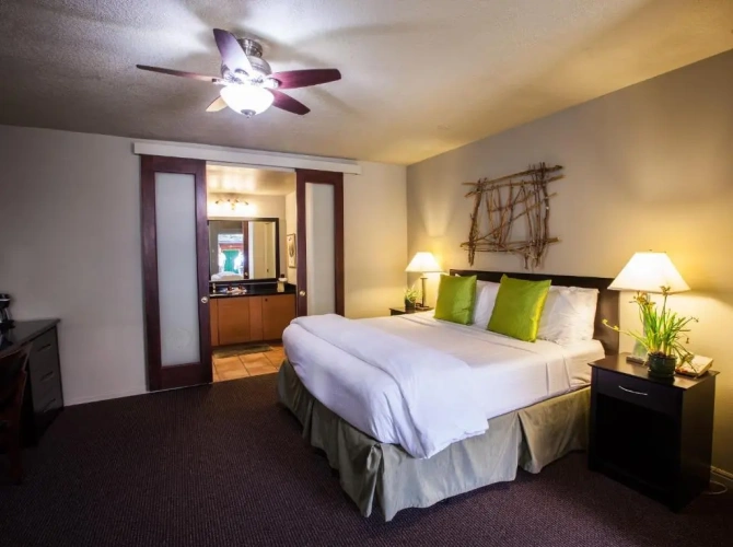 Standard Quadruple room with balcony and with view