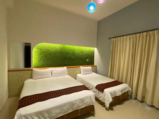 Standard Triple room with balcony