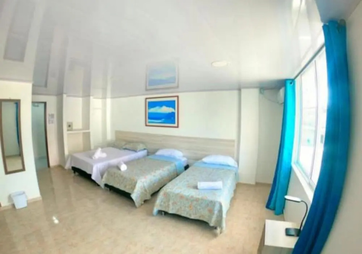 Blue Island Hotel