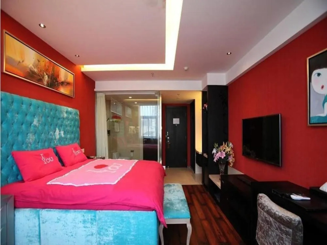 Beijing Hongweiyijia Hotel