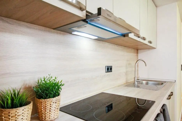 3 Bedrooms Apartment