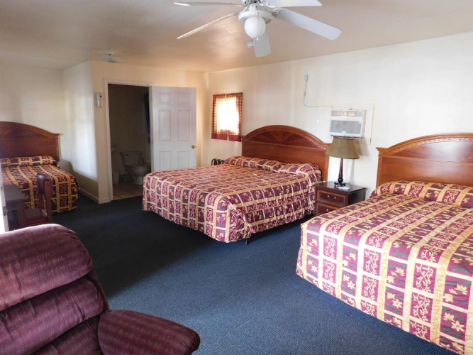 Standard Triple Family room