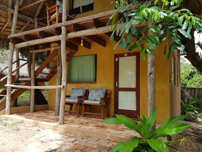 Standard Triple room with garden view