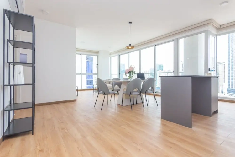 2 Bedrooms Apartment with balcony