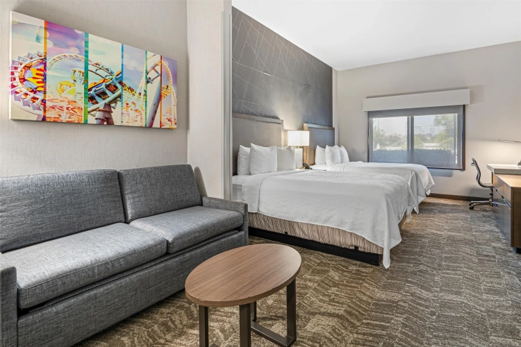 Quadruple Suite