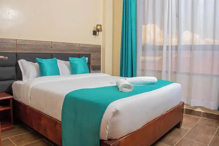 Grand Skyline Hotel
